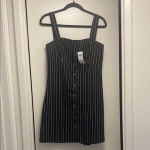 Hollister Black Mini Sundress with Square Neck and Sleeveless Design